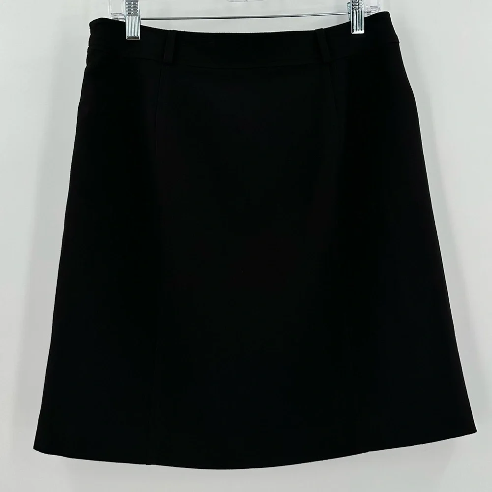 KARL Lagerfeld Paris Women’s Fully Lined Black Skirt w/Silver Zippers Size 8